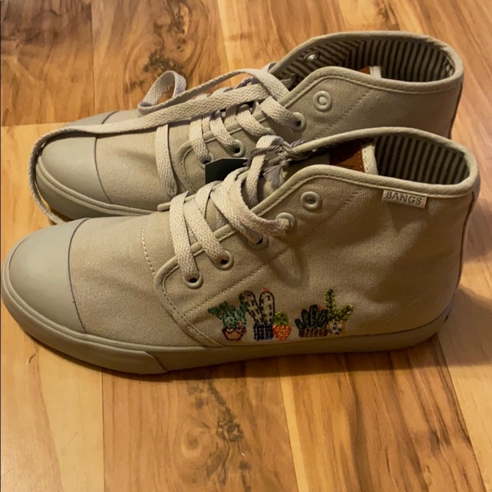 BANGS shoes